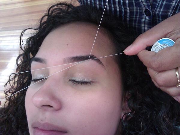 Eyebrows Threading