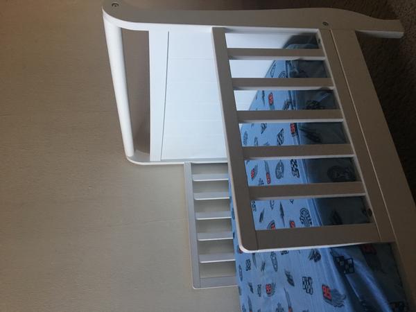 Toddler Bed with mattress and bed riser